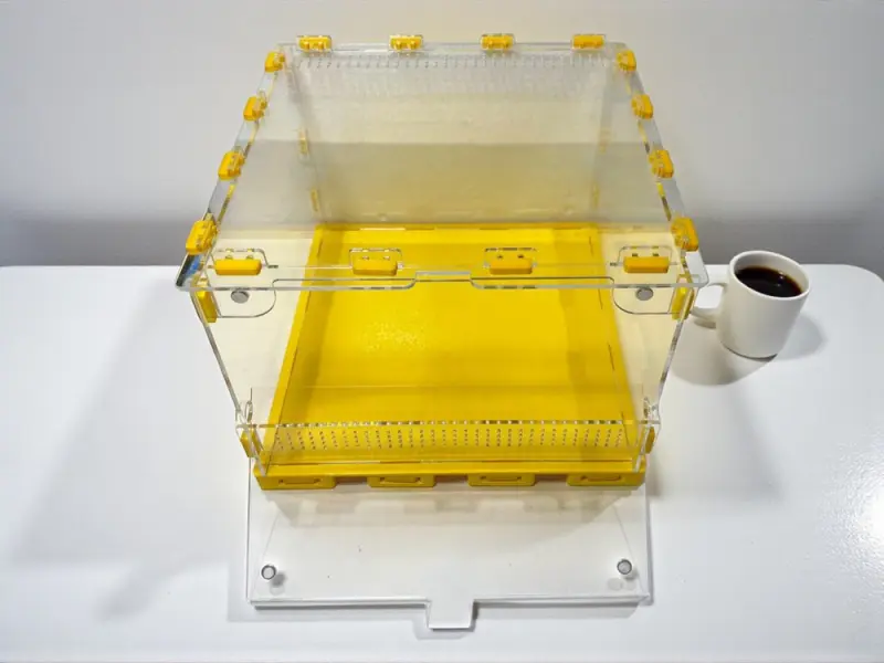 Тераріум ANTMART Yellow 300х300х200 мм с магнитной дверцей і PETG дном